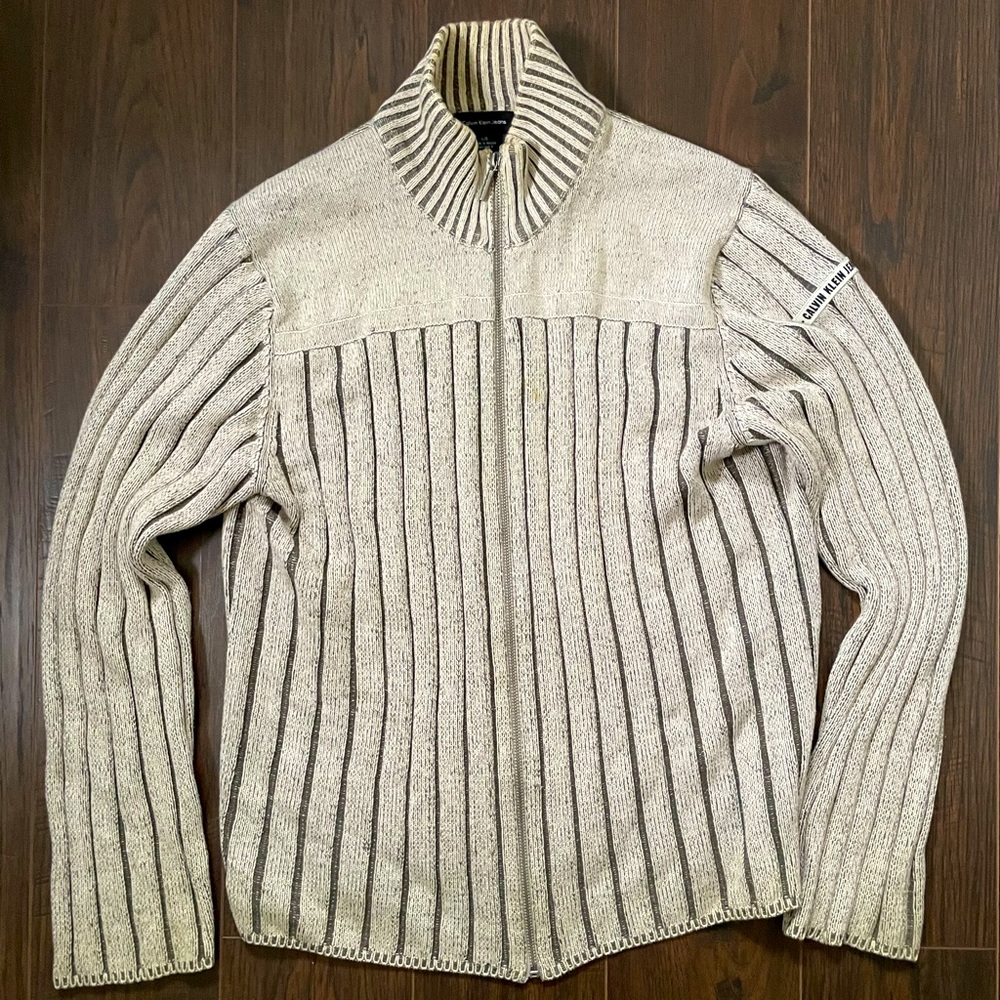 Grey zip up vintage sweater